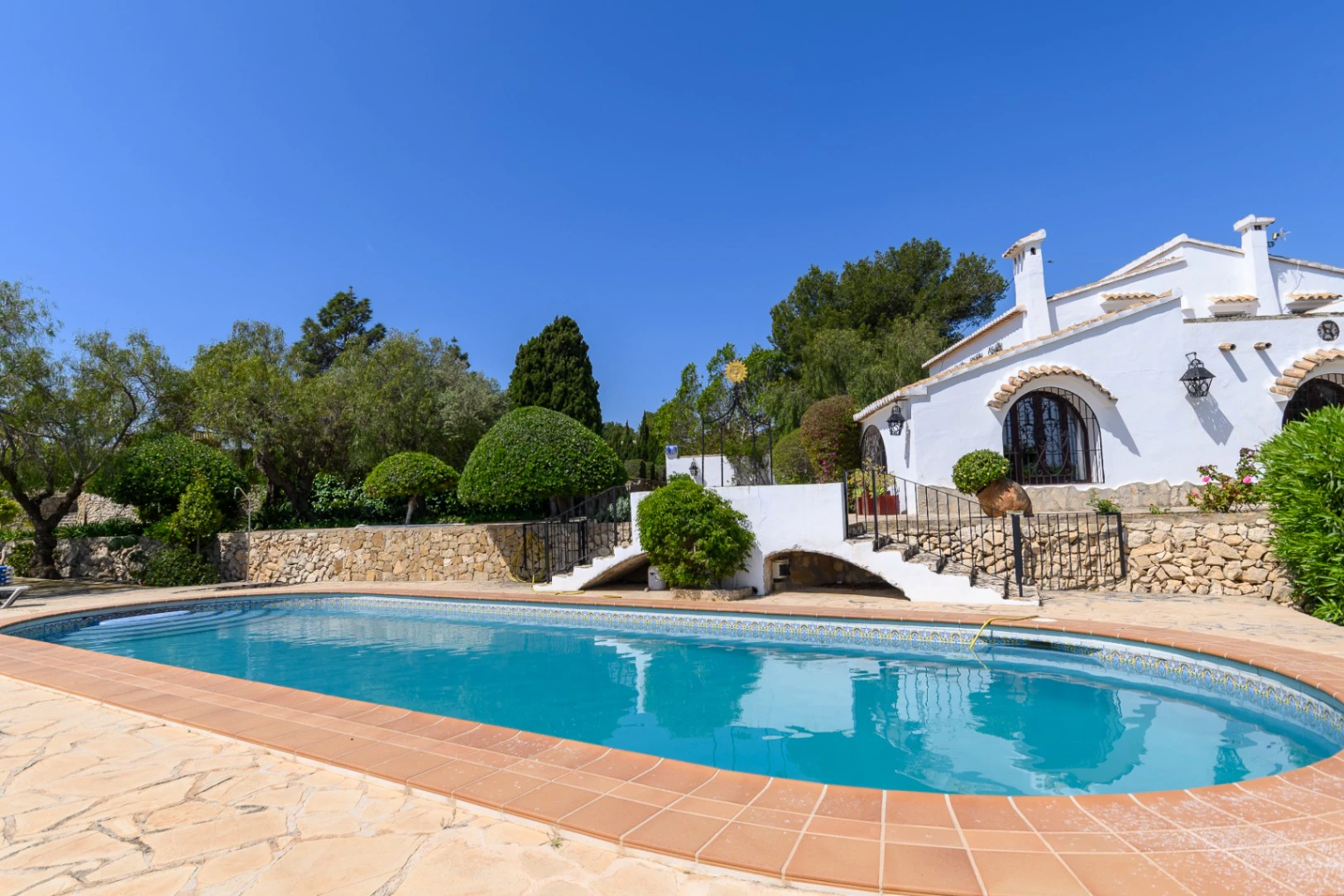 Baile del Sol Exclusive Rustic Estate with Unrivalled Coastal Panoramas