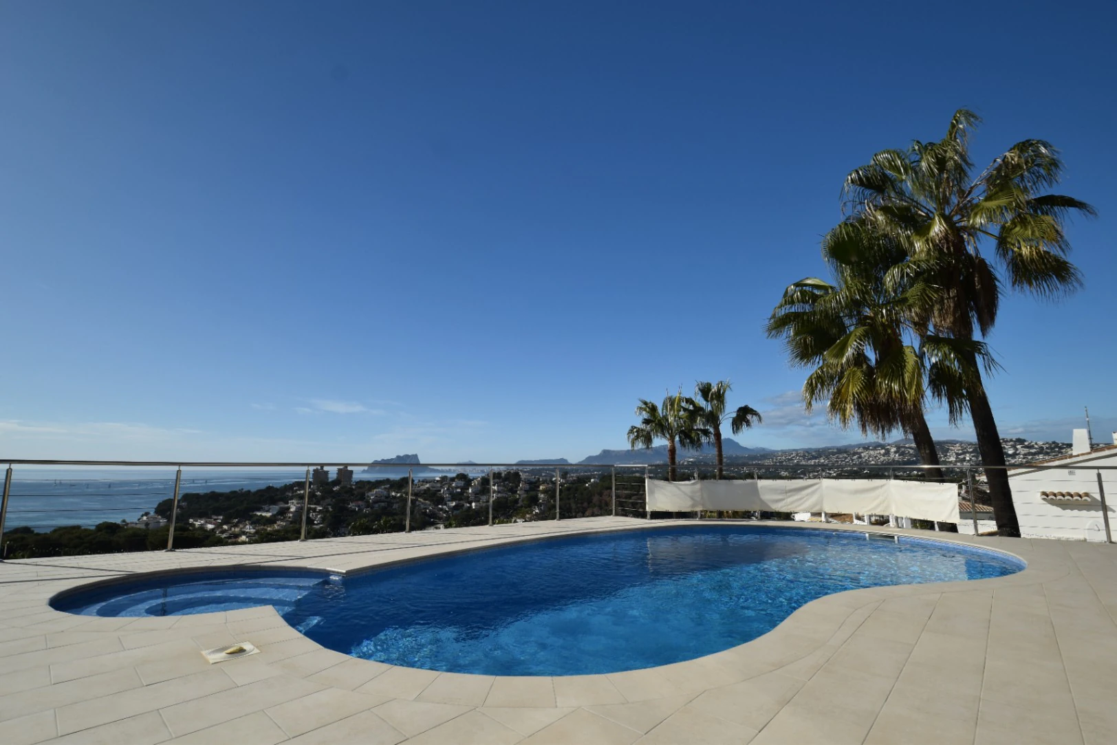 Luxurious Villa for Sale in Moraira El Portet Area