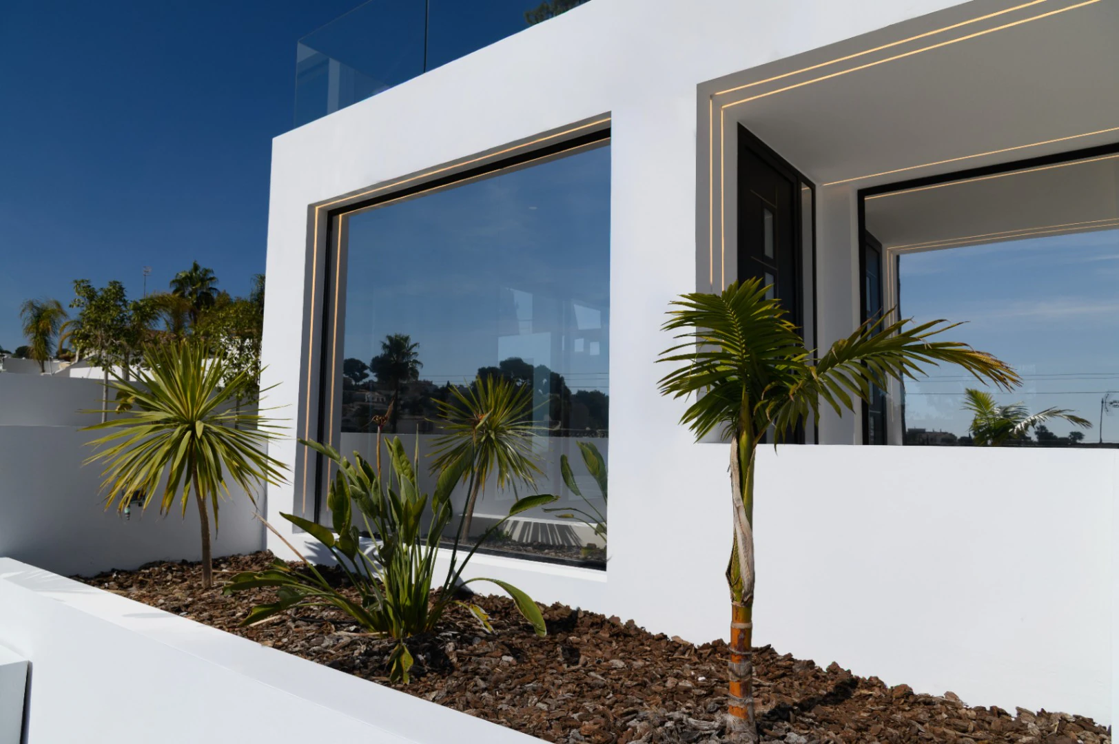 Exclusive Modern Villa in Prime Moraira Location – 5 Bedrooms, Pool  Jacuzzi