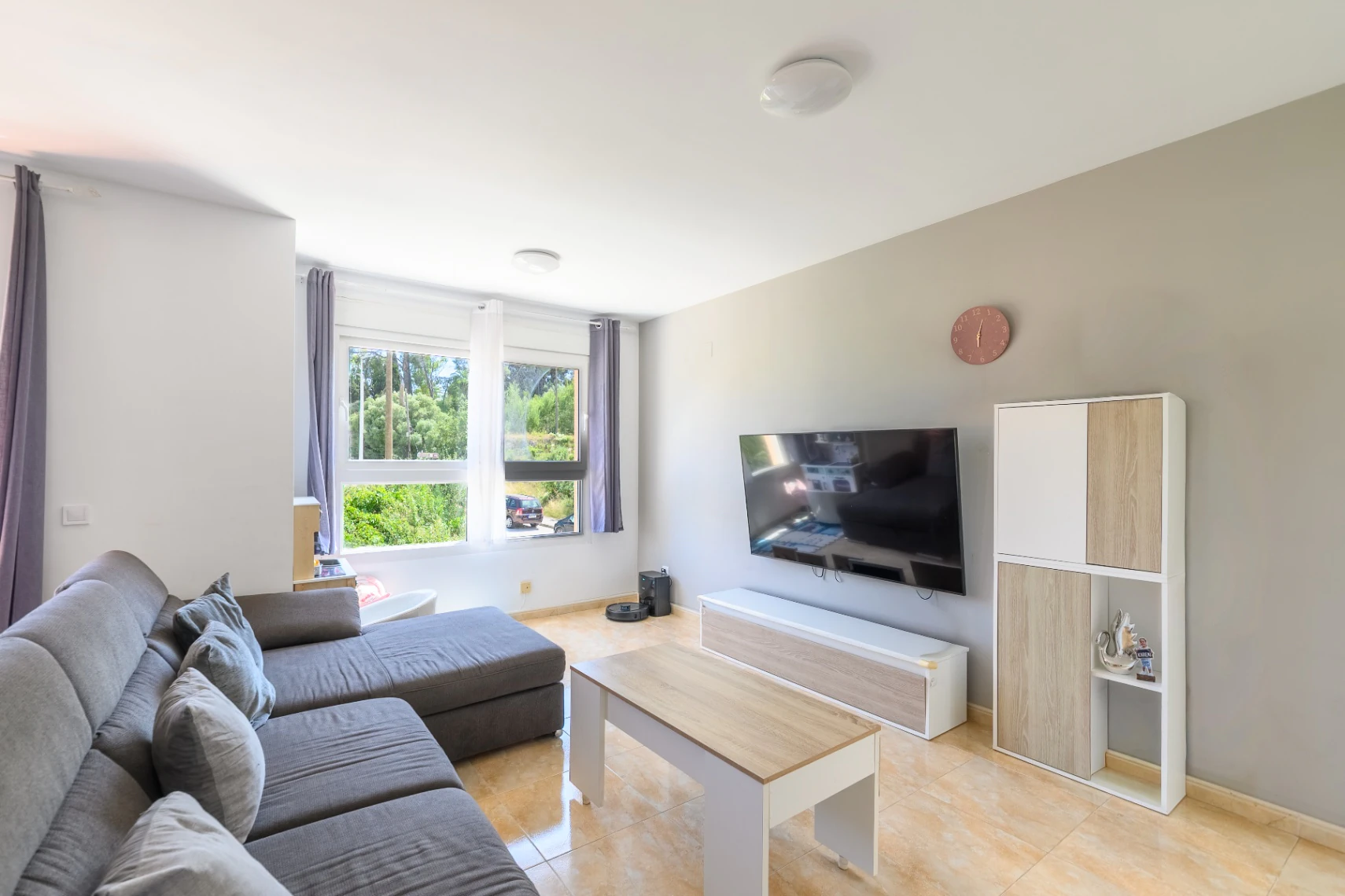 Amplio apartamento de 3 habitaciones con vistas al campo en el centro de Teulada