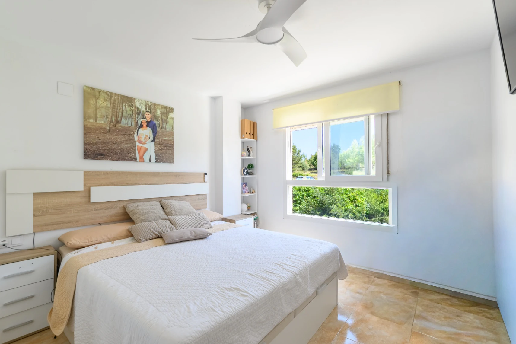 Amplio apartamento de 3 habitaciones con vistas al campo en el centro de Teulada