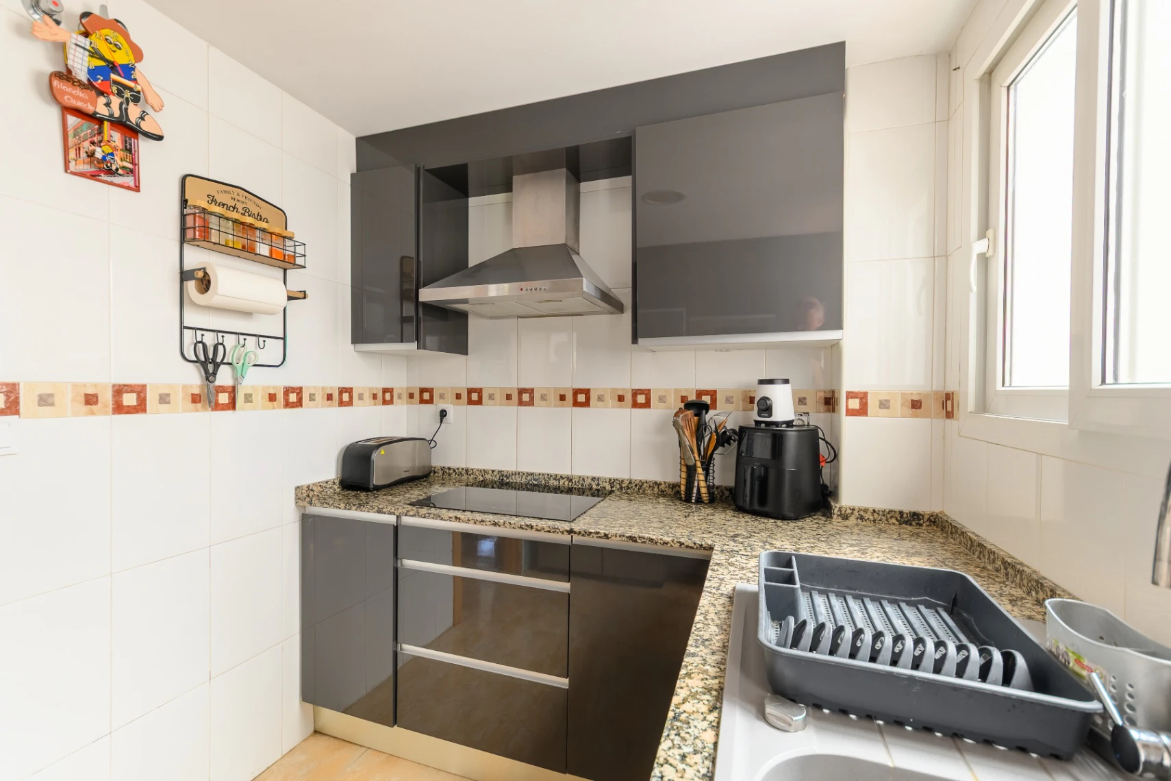 Amplio apartamento de 3 habitaciones con vistas al campo en el centro de Teulada