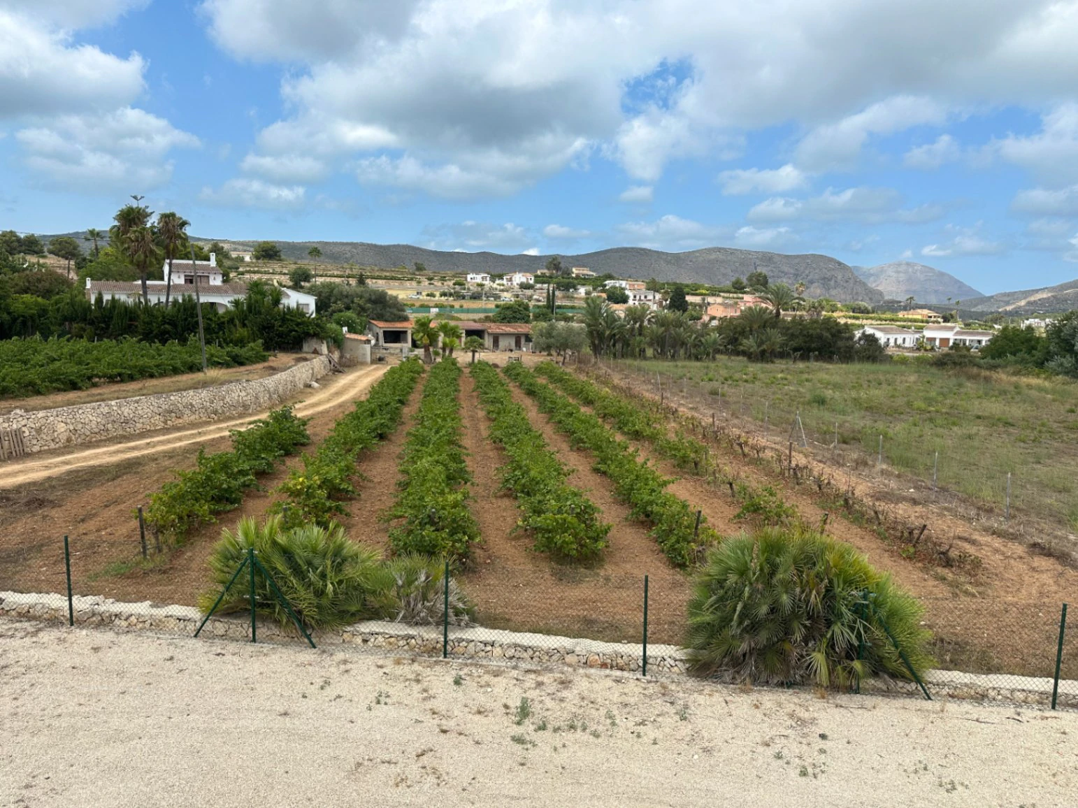 Rural Finca for Sale in Font de l’Horta Teulada with Over 10,000m² Flat Land and Private Water Supply