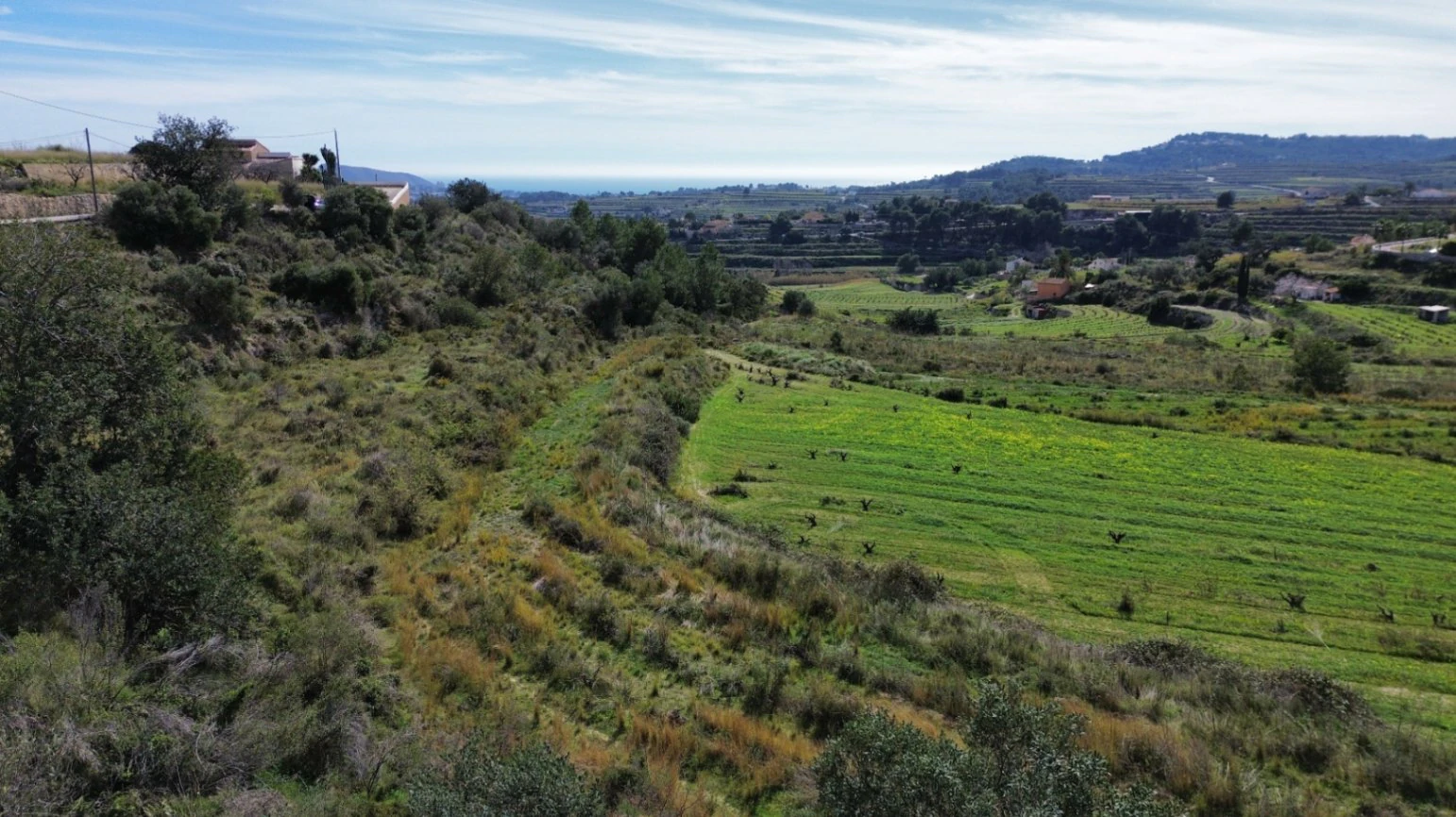 Rustikales Grundstück mit Meerblick zum Verkauf in Teulada-Moraira – 350 m² Baupotenzial