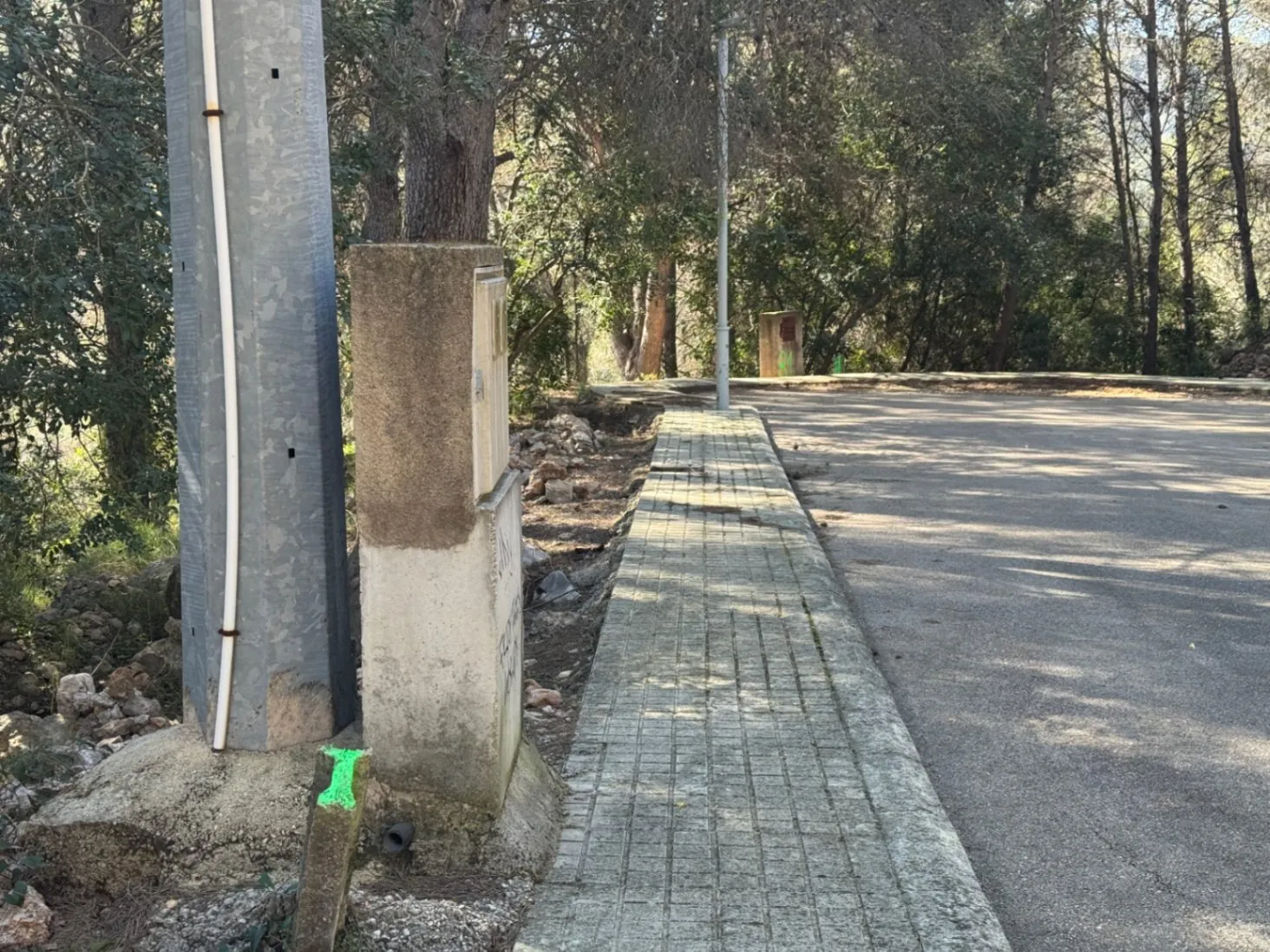 Parcelas urbanas consolidadas en venta Urbanización Tossal Gros en la Font d'En Carros (Costa Blanca)