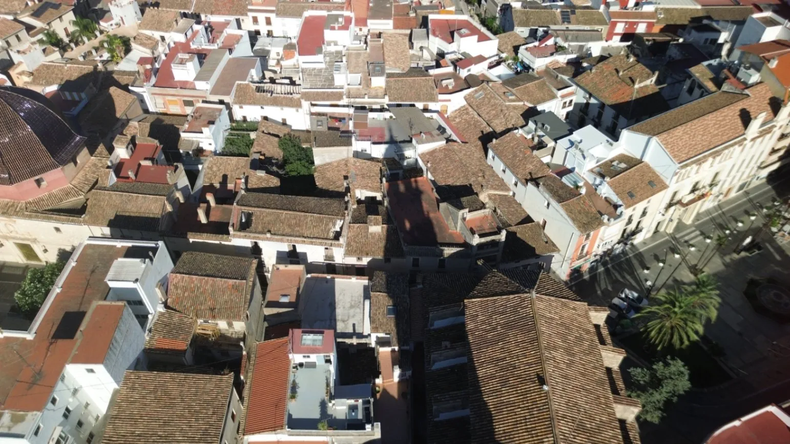 Inversión en la Costa Blanca, vivienda e ingresos económicos