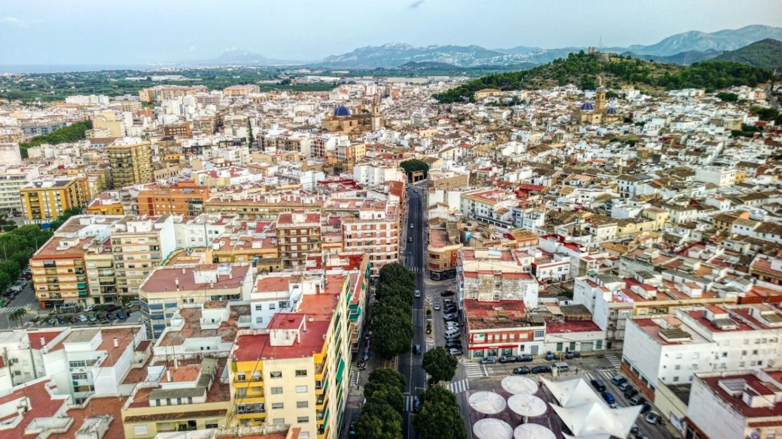 Piso con ascensor y vistas en Oliva - Costa Blanca