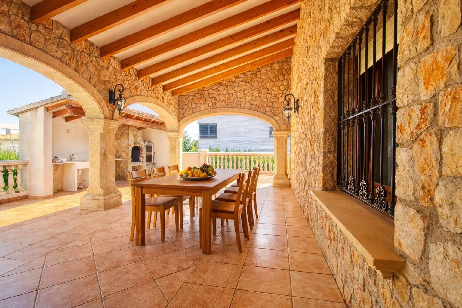 Vivienda familiar con zona wellness y gran garaje en Pego (Costa Blanca)