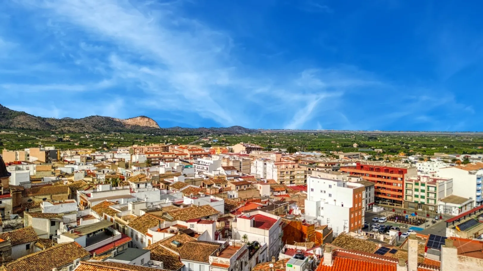 Alquiler amplio local comercial céntrico en Pego (Costa Blanca)