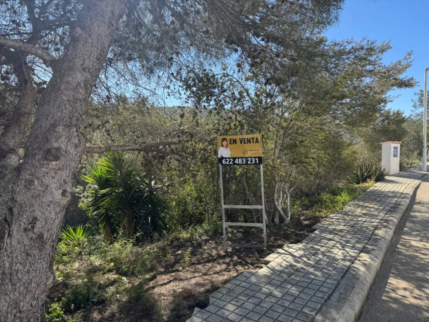 Parcelas urbanas consolidadas en venta Urbanización Tossal Gros en la Font d'En Carros (Costa Blanca)