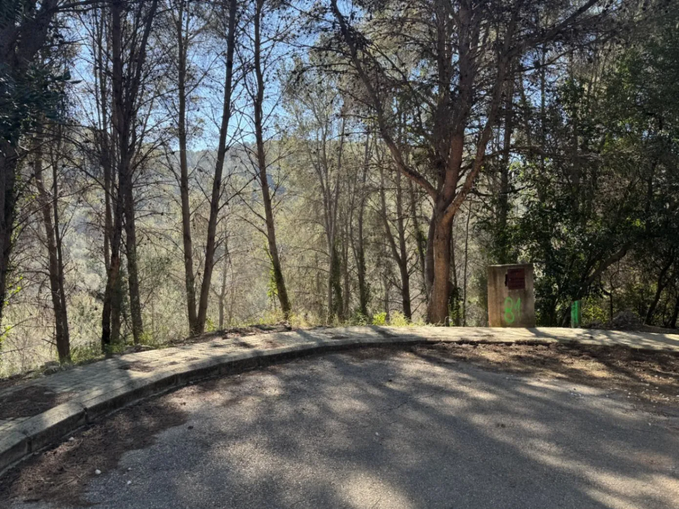 Parcelas urbanas consolidadas en venta Urbanización Tossal Gros en la Font d'En Carros (Costa Blanca)