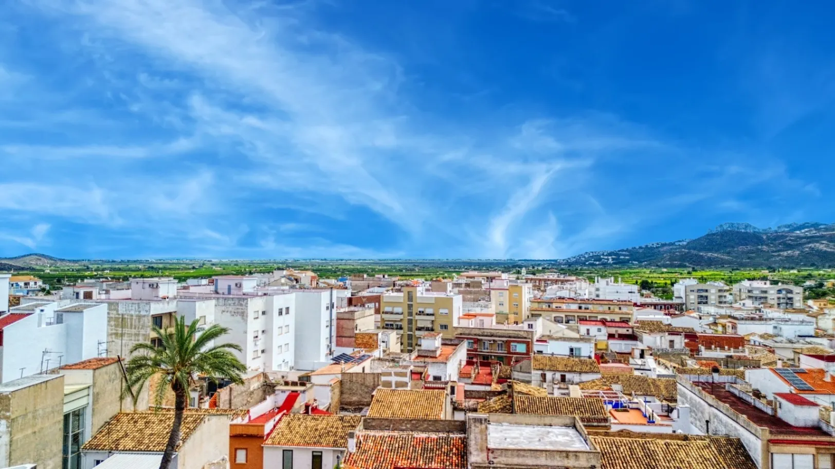 Cuarto piso sin ascensor de 178 m2 en el centro de Pego (Alicante)