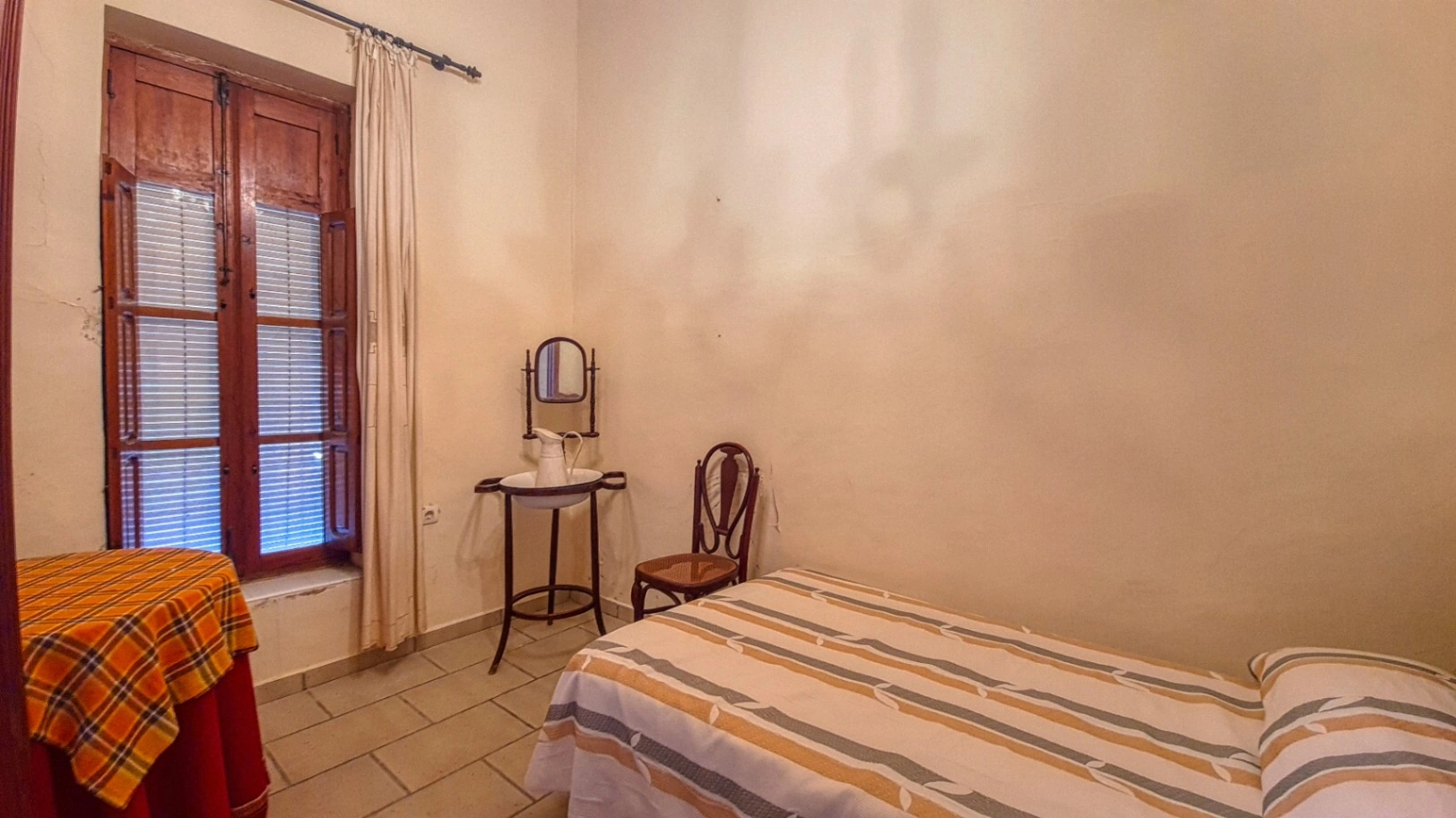 Casa 4 habitaciones de 255 m² en Castell de Castells (03793)