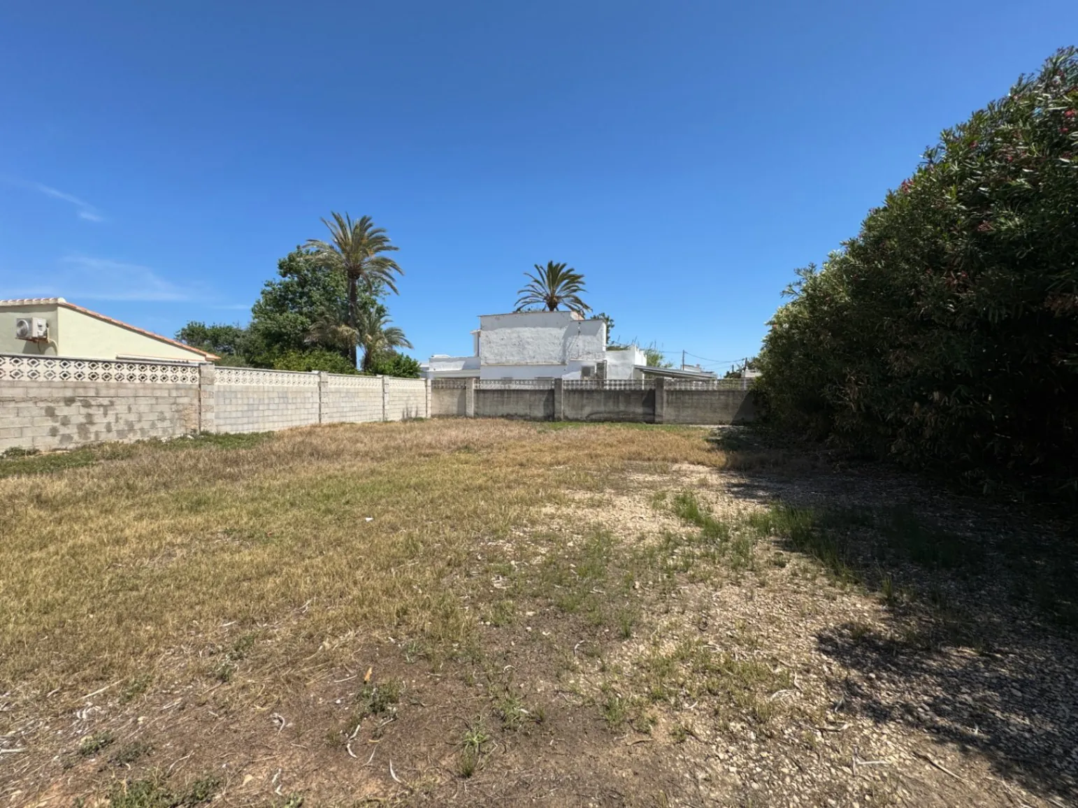 Parcela en venta en Oliva, Partida Manegues a un minuto de la playa de arena