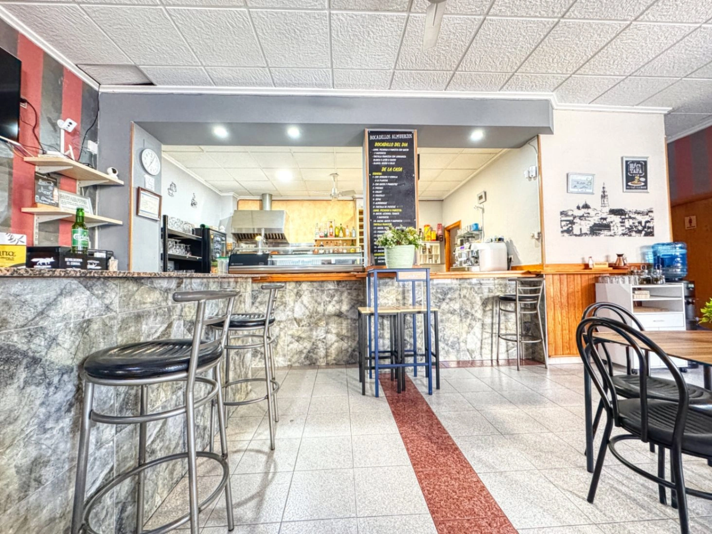Fully operational hospitality business in Pego, Alicante