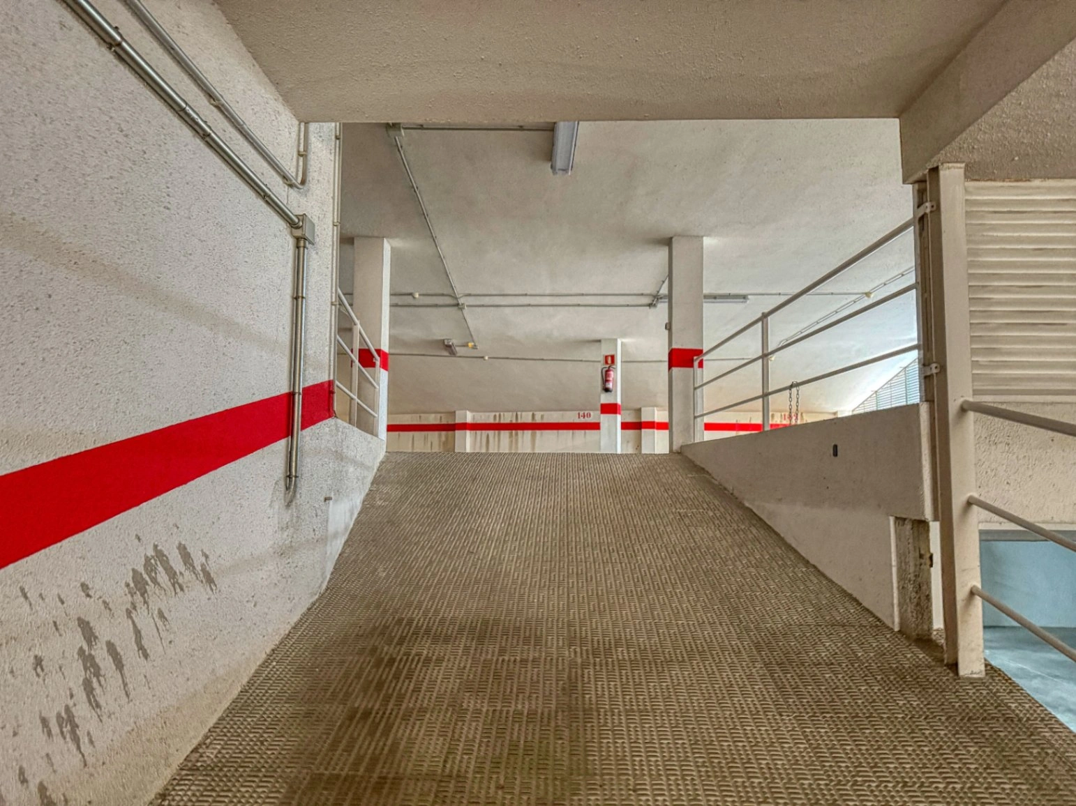 Ultimas unidades: plazas de parking y trasteros desde 4.500 € en Pego