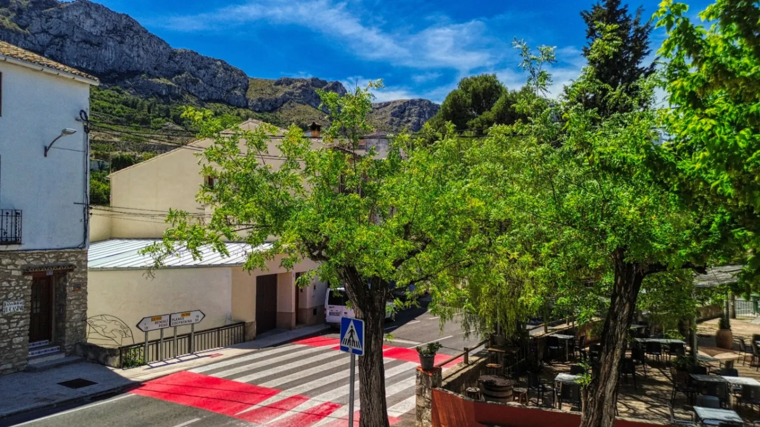 En venta Casa Rural con Licencia en Vigor en la Vall de Gallinera (Alicante)