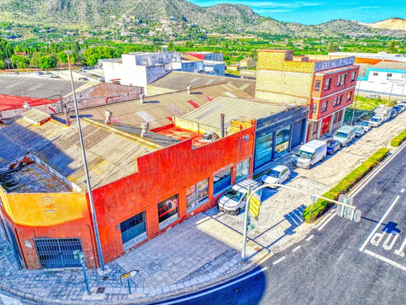 Inversión en locales y viviendas en Pego (Costa Blanca)