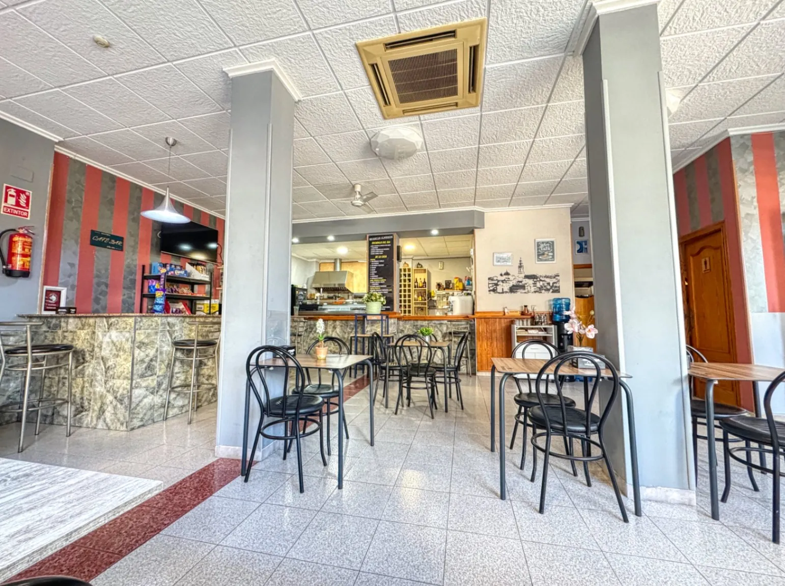 Fully operational hospitality business in Pego, Alicante