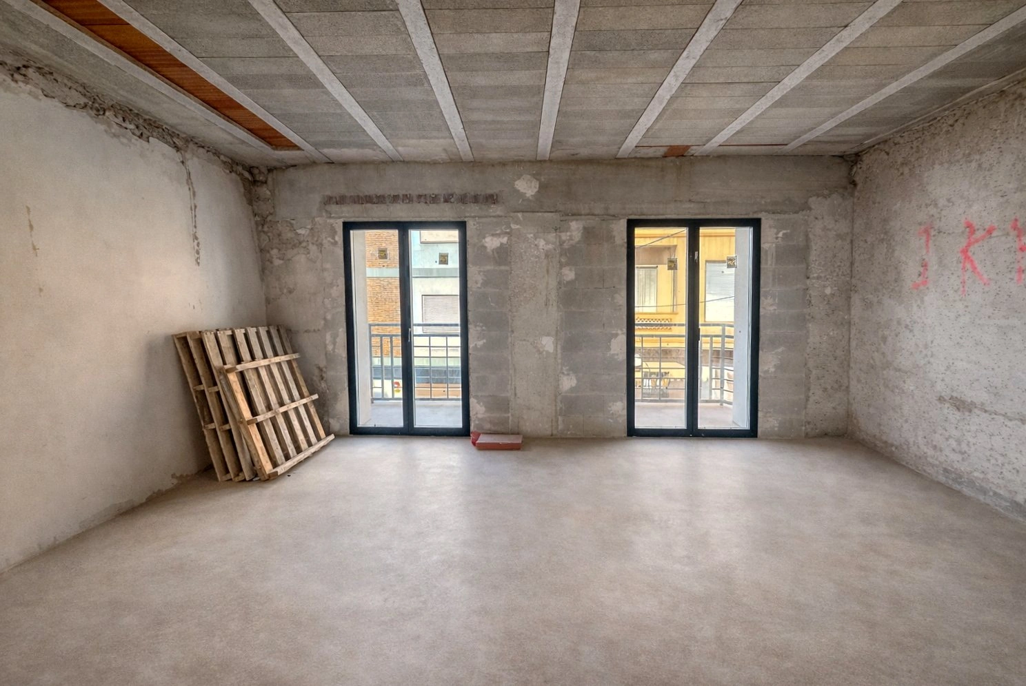 Oportunidad de inversión: casa para terminar con margen real superior al 15% en Pego