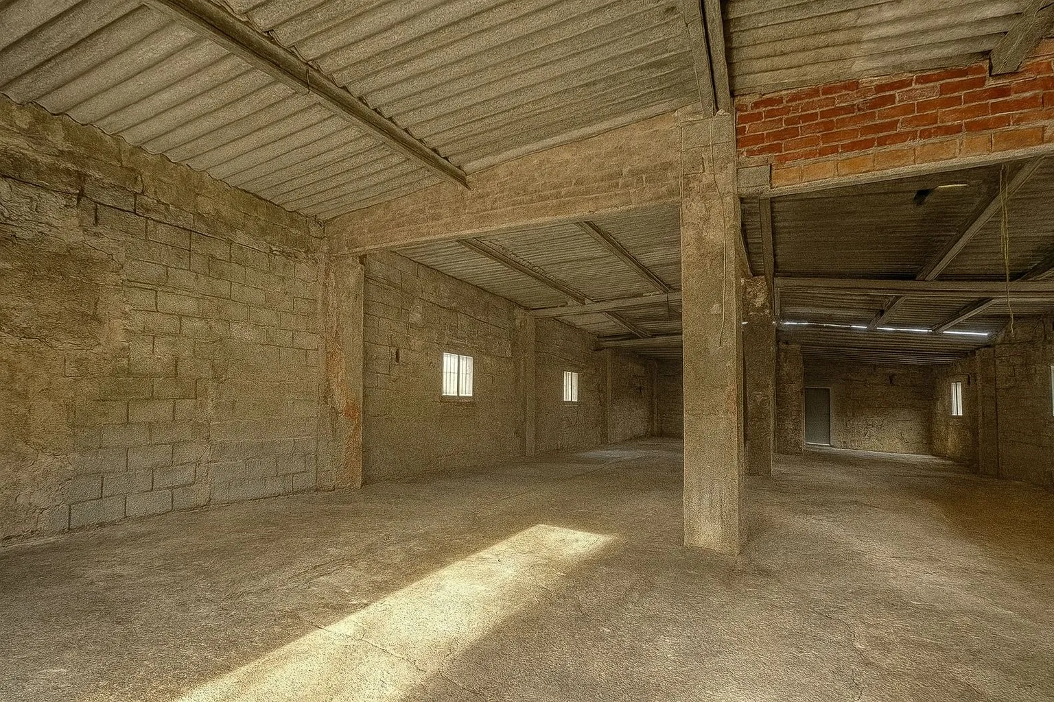 Nave comercial con posibilidad de vivienda en venta en Beniali, Vall de Gallinera.
