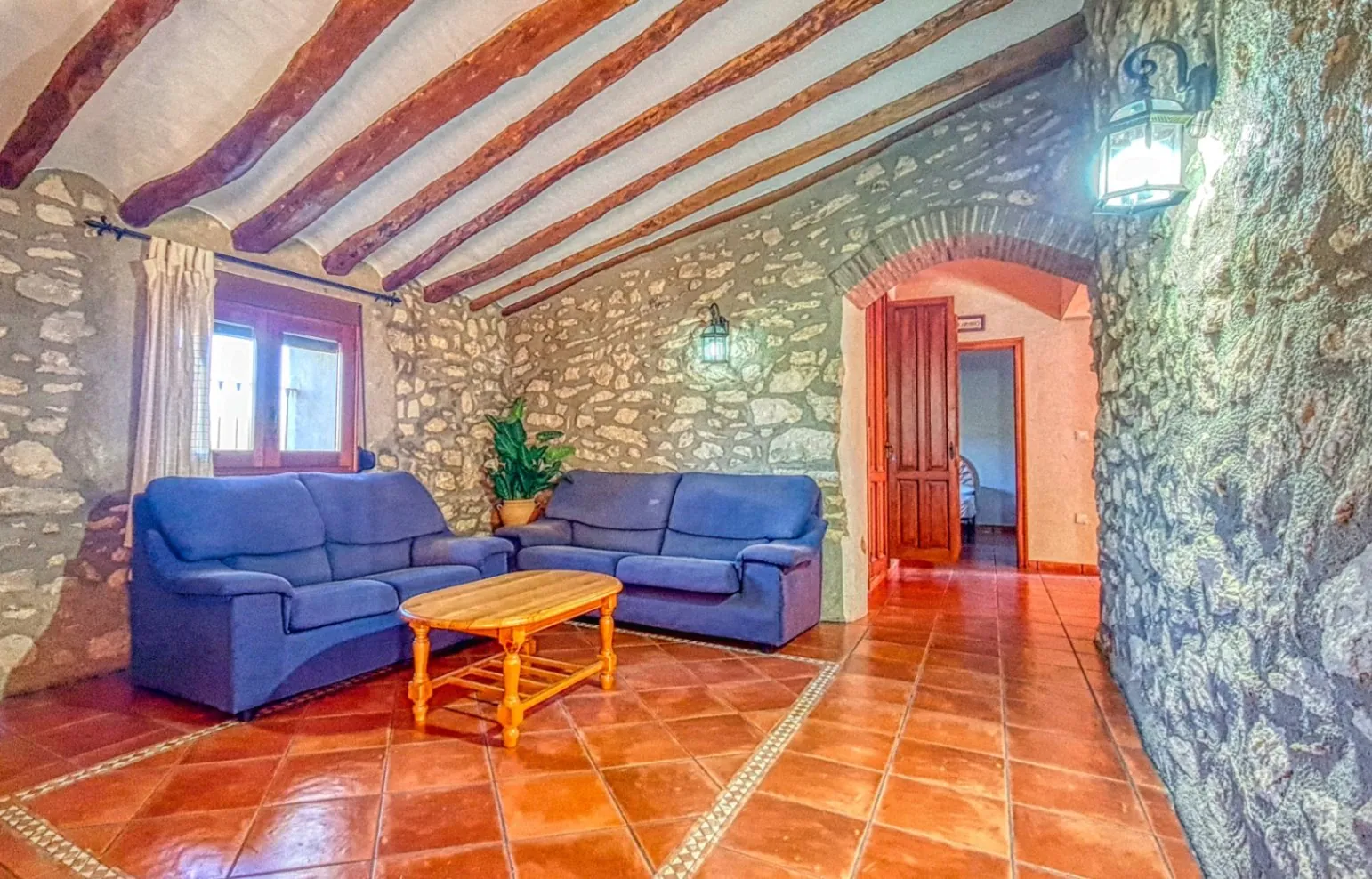 Inversión vivienda y negocio rural con licencia en Planes (Alicante)