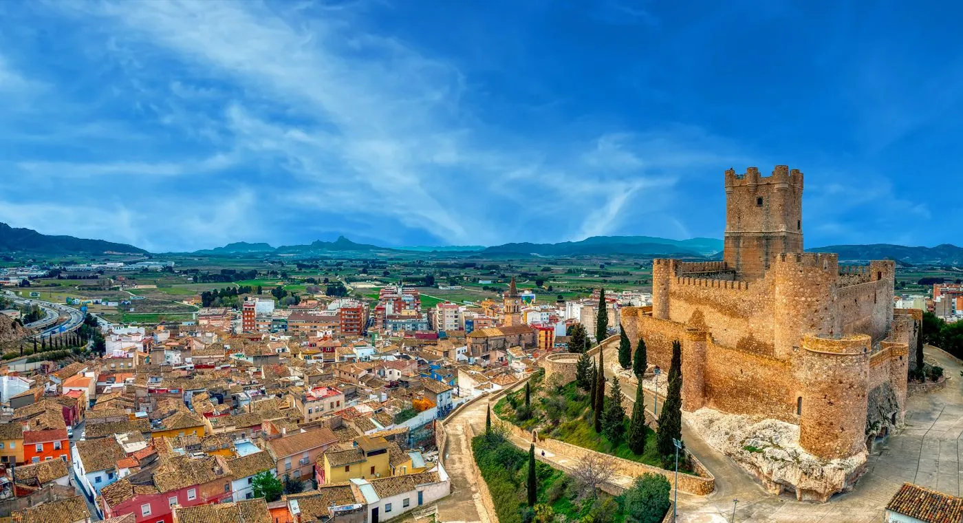 Inversión vivienda y negocio rural con licencia en Planes (Alicante)