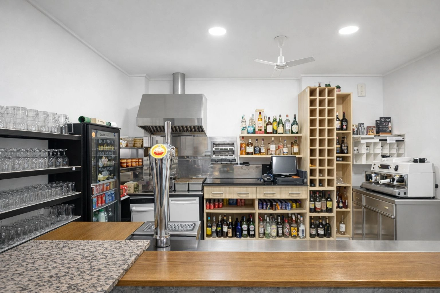 Fully operational hospitality business in Pego, Alicante