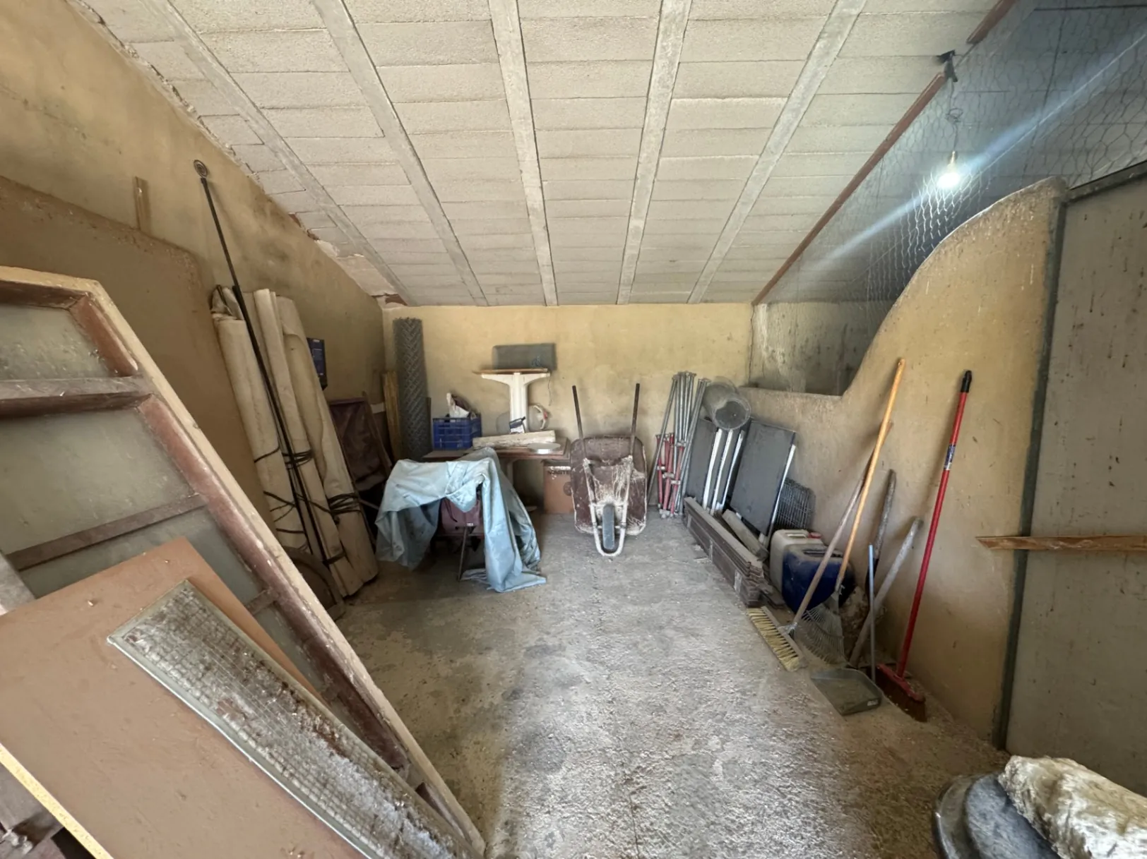 Country house for sale in Vall d'Alcalá (Alicante) and a plot of 12,000 m².