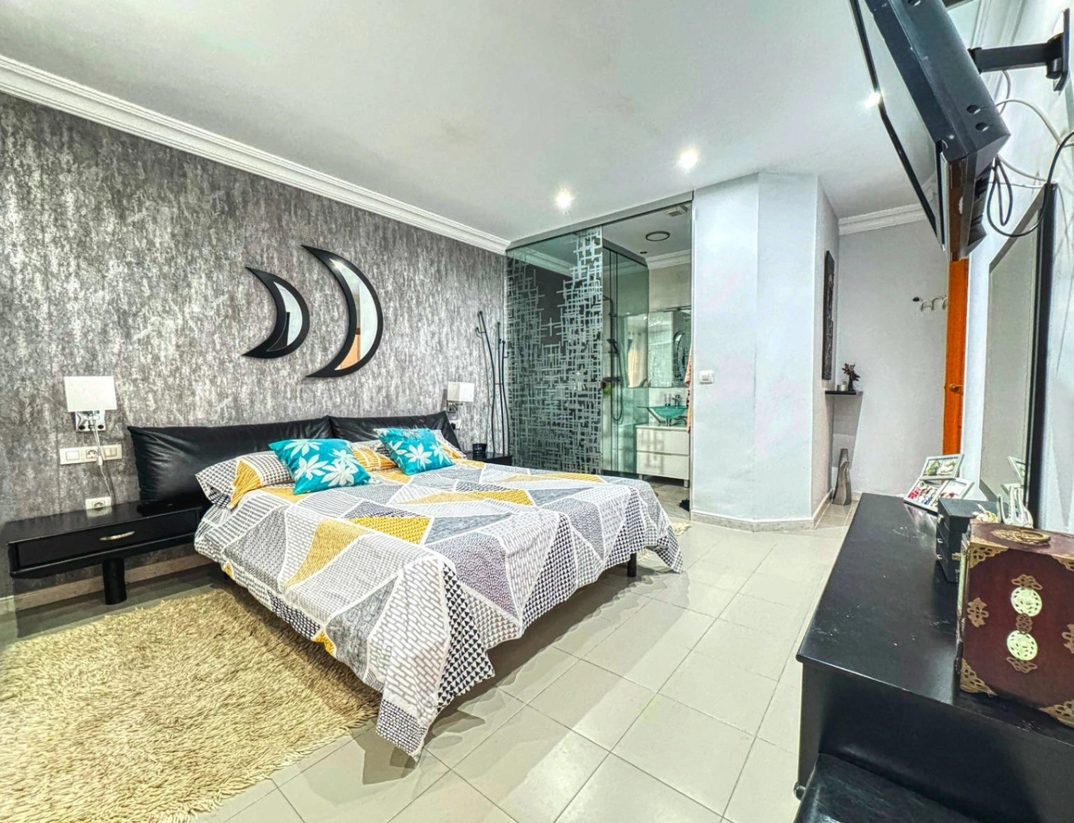 Vivienda con garaje para invertir en Pego (cerca de Denia)