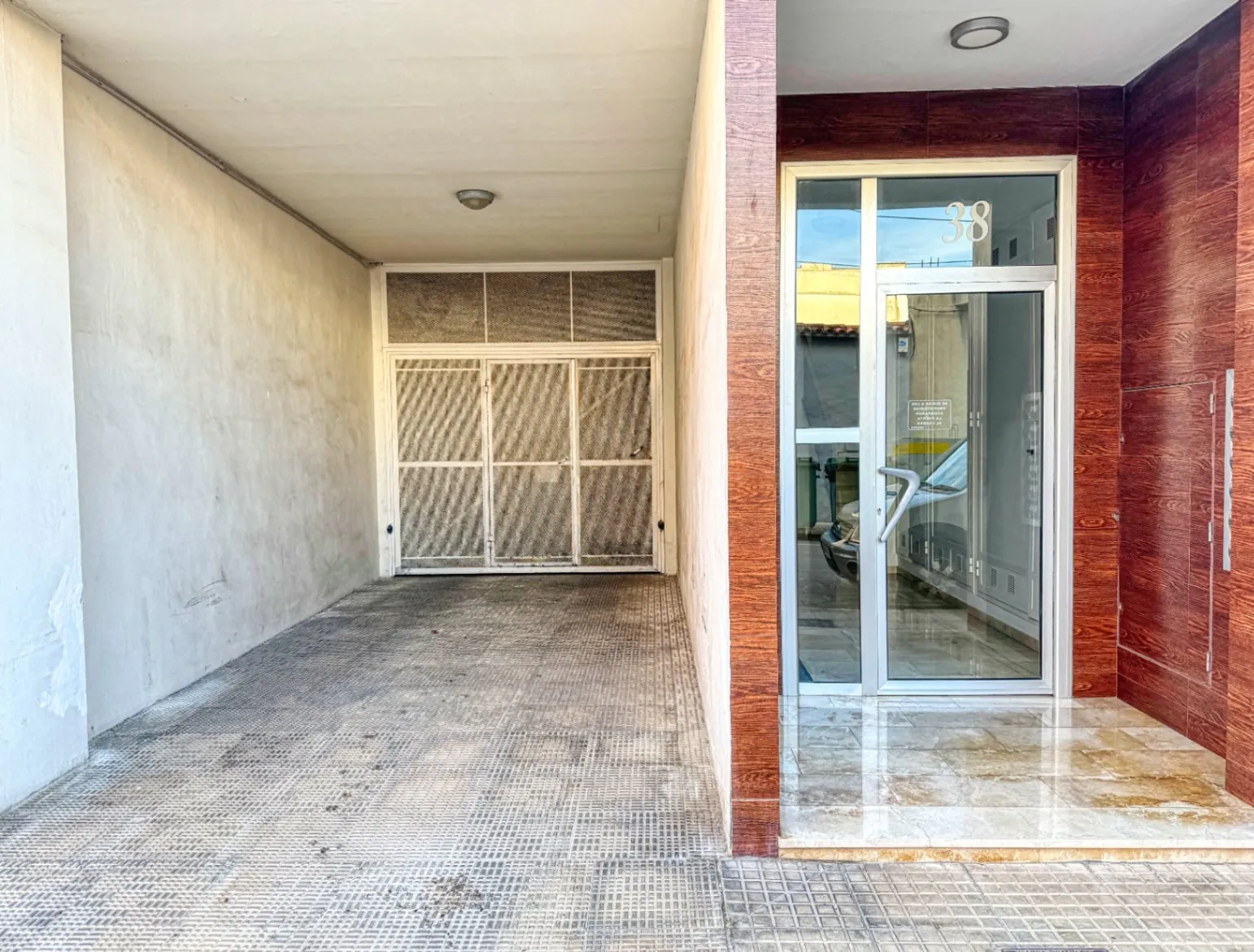 Ultimas unidades: plazas de parking y trasteros desde 4.500 € en Pego