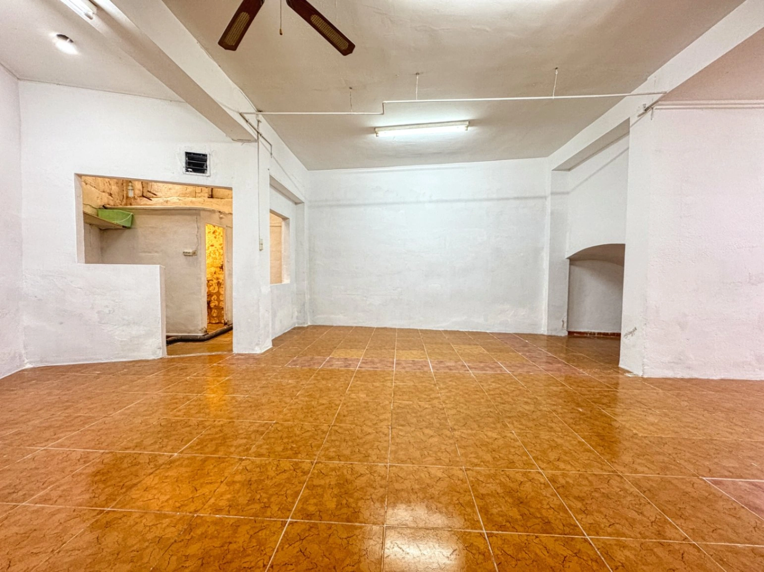 Local comercial en venta en Pego, Alicante - 72 m².