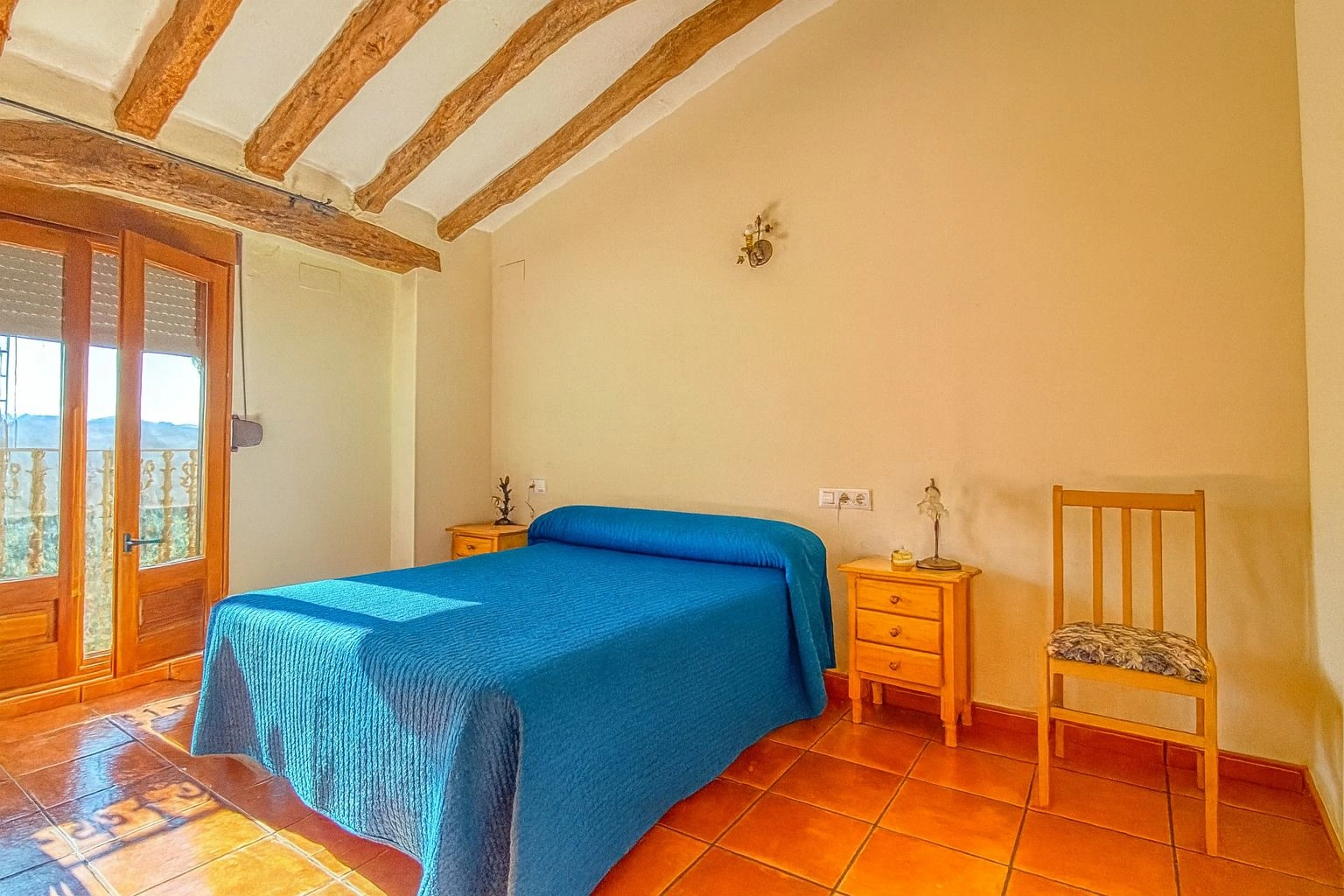 Inversión vivienda y negocio rural con licencia en Planes (Alicante)