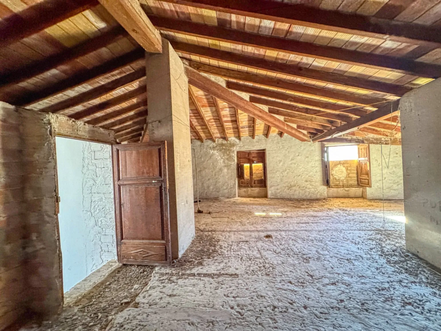 Inversión en la Costa Blanca, vivienda e ingresos económicos