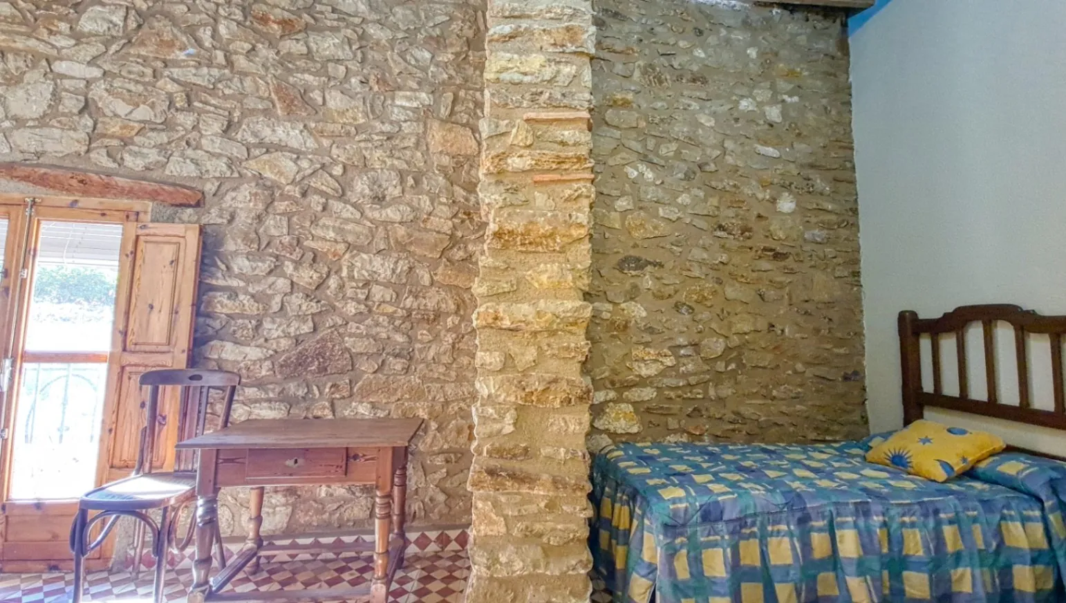 En venta Casa Rural con Licencia en Vigor en la Vall de Gallinera (Alicante)