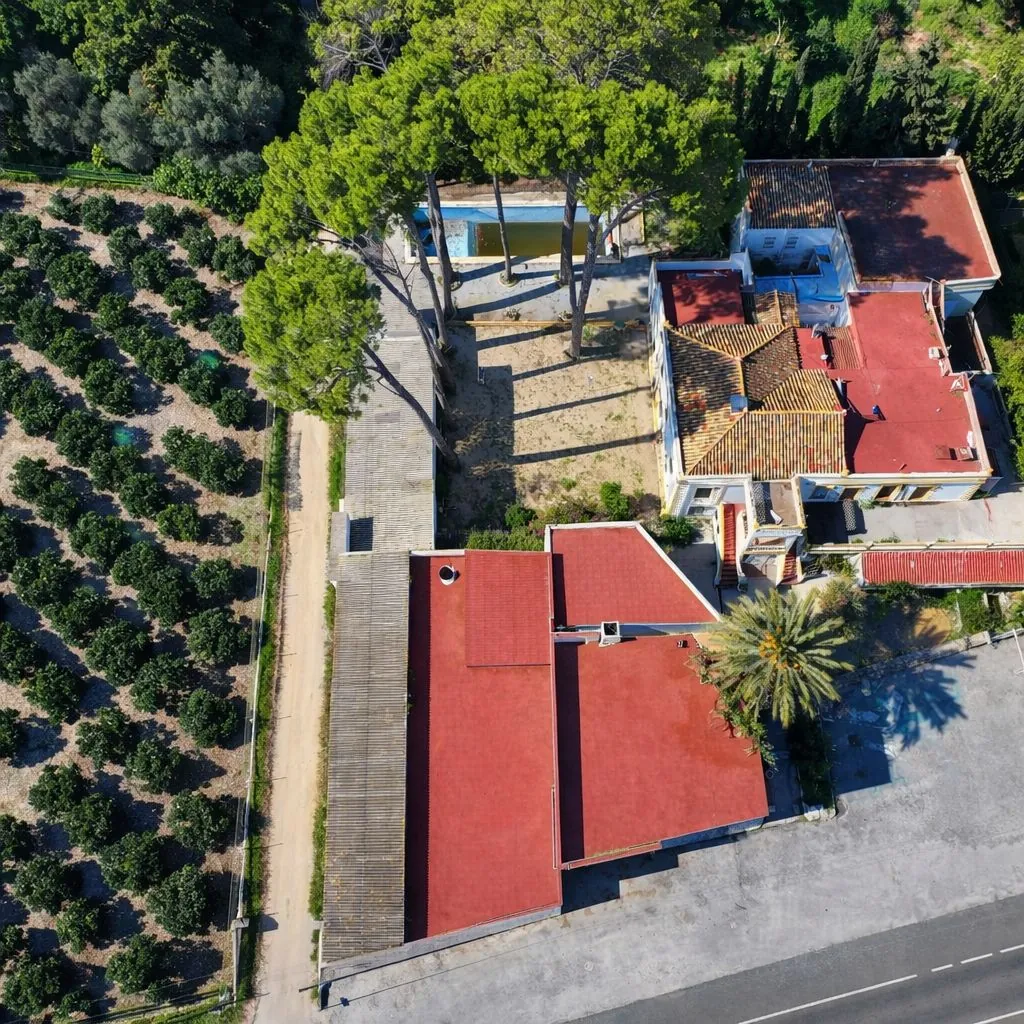 Oportunidad de inversión hotelera: complejo con licencia, eventos y alto potencial de rentabilidad en Ondara (Costa Blanca)