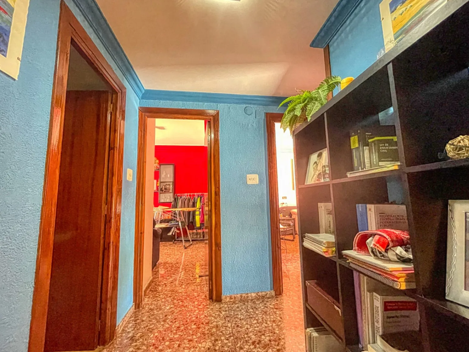 Cuarto piso sin ascensor de 178 m2 en el centro de Pego (Alicante)