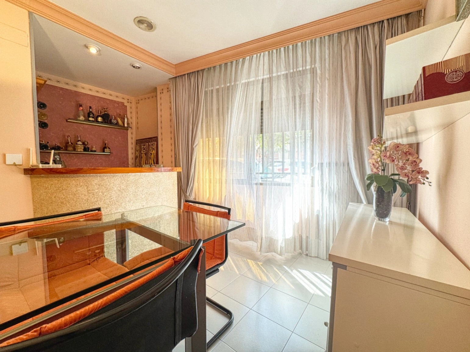 Vivienda con garaje para invertir en Pego (cerca de Denia)
