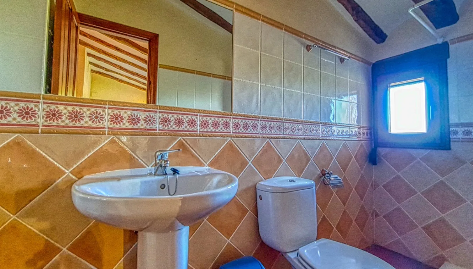 Inversión vivienda y negocio rural con licencia en Planes (Alicante)