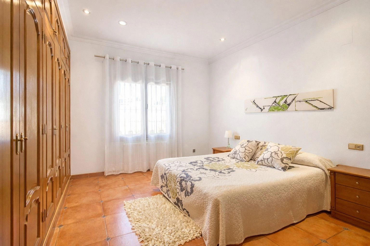 Vivienda familiar con zona wellness y gran garaje en Pego (Costa Blanca)