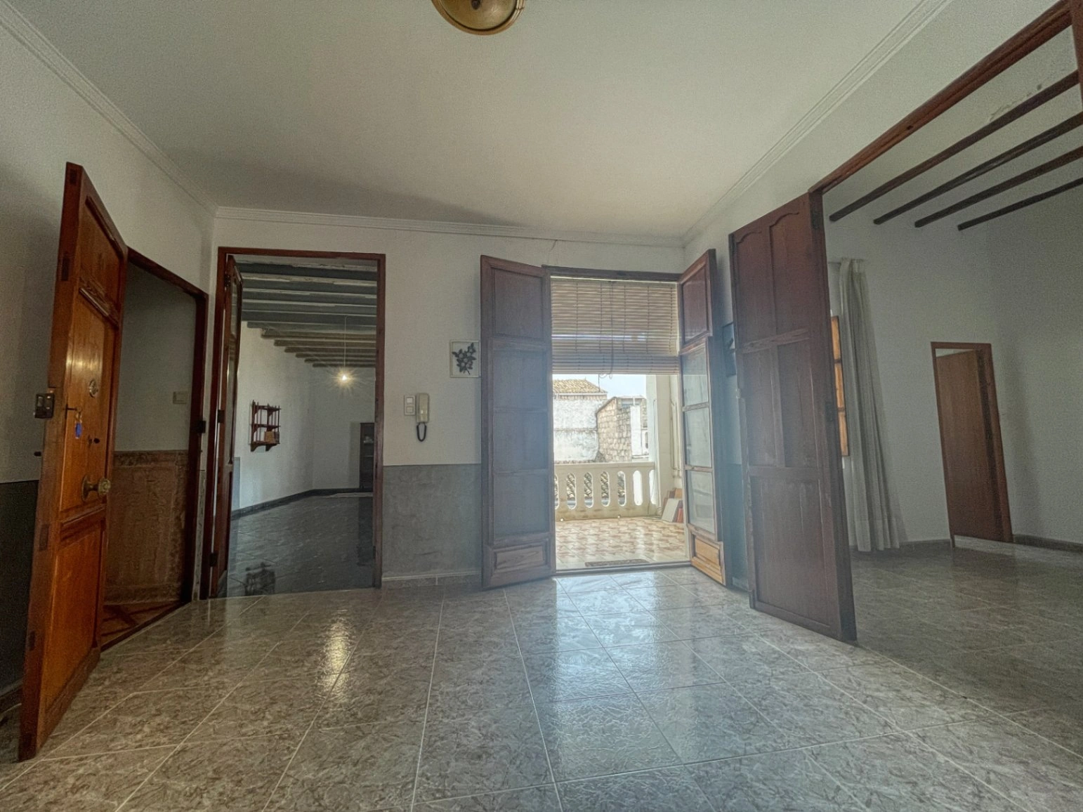 House with 13 rooms and 422 m² in the heart of Pego (03780)