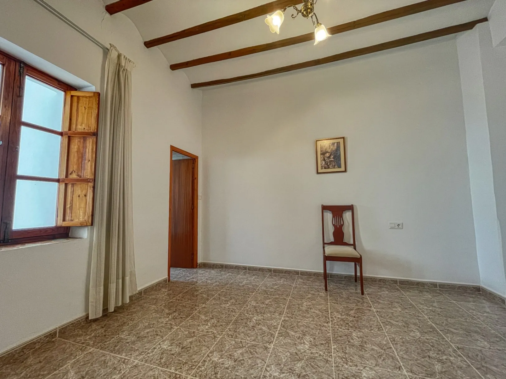 House with 13 rooms and 422 m² in the heart of Pego (03780)