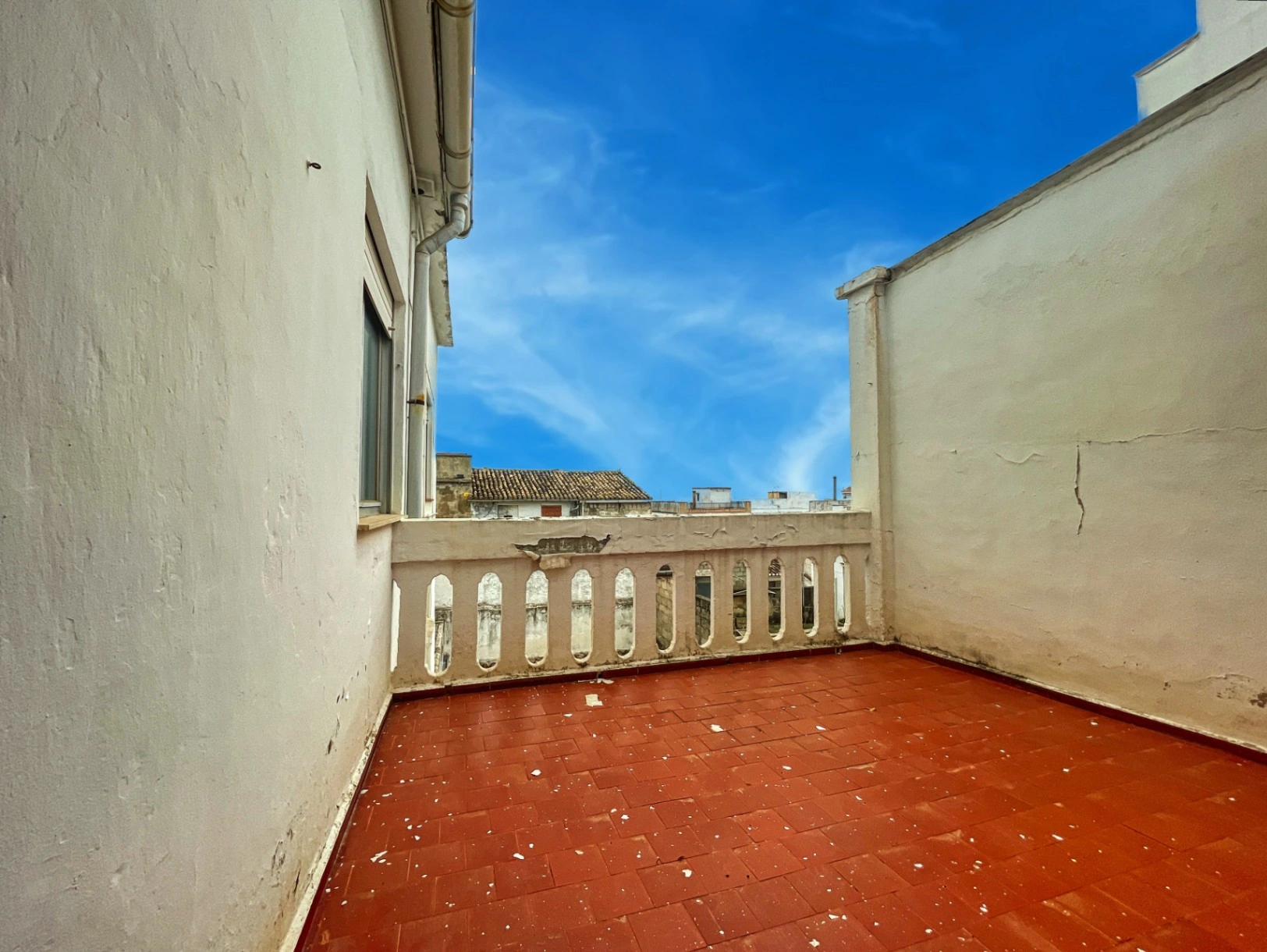 House with 13 rooms and 422 m² in the heart of Pego (03780)