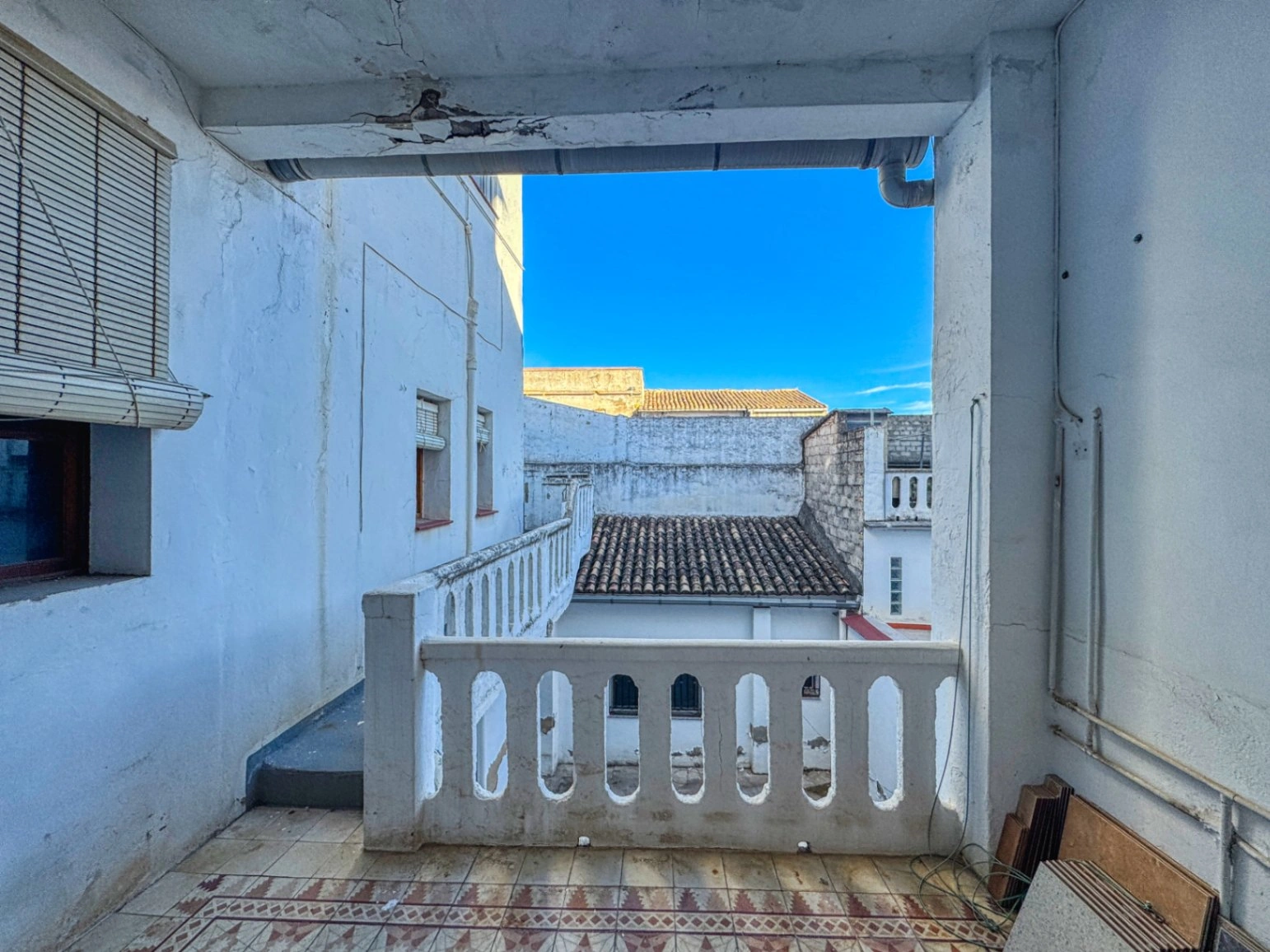 House with 13 rooms and 422 m² in the heart of Pego (03780)
