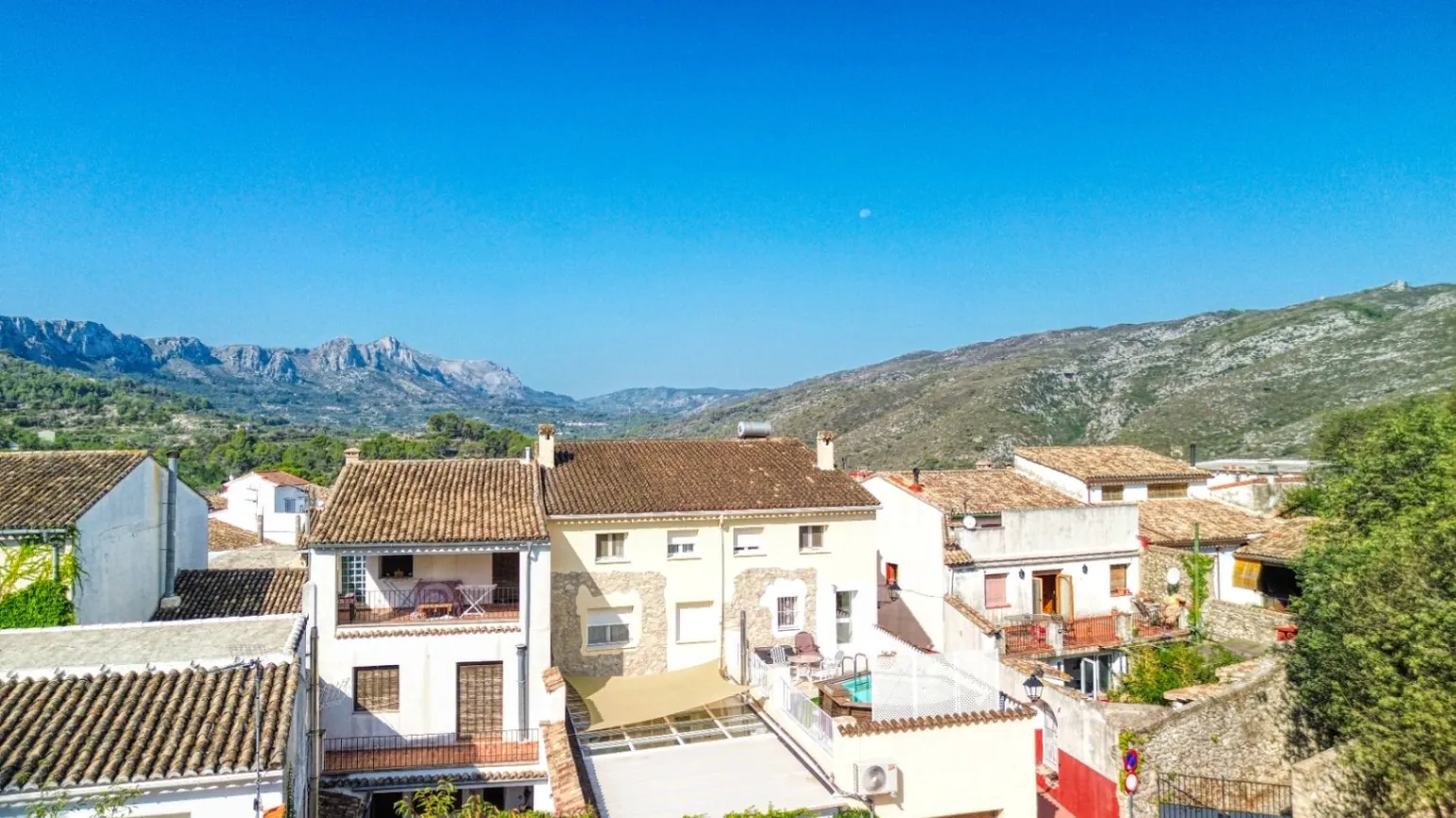 Duplex with garden and views in Benirrama (03788)