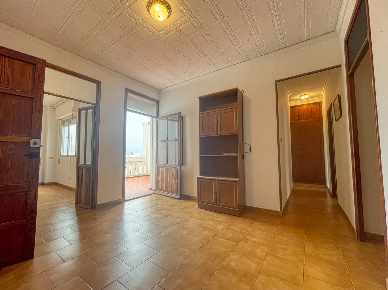 House with 13 rooms and 422 m² in the heart of Pego (03780)