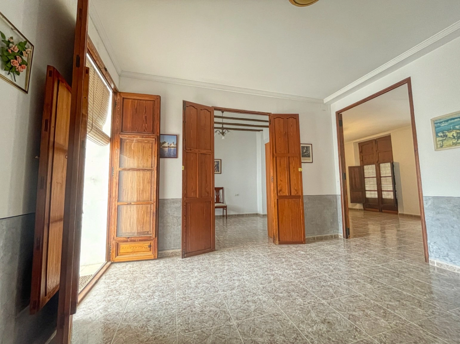 House with 13 rooms and 422 m² in the heart of Pego (03780)