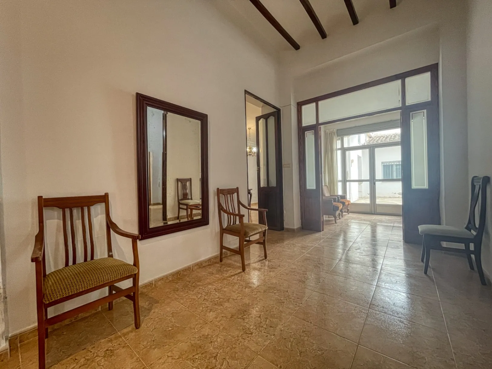 House with 13 rooms and 422 m² in the heart of Pego (03780)