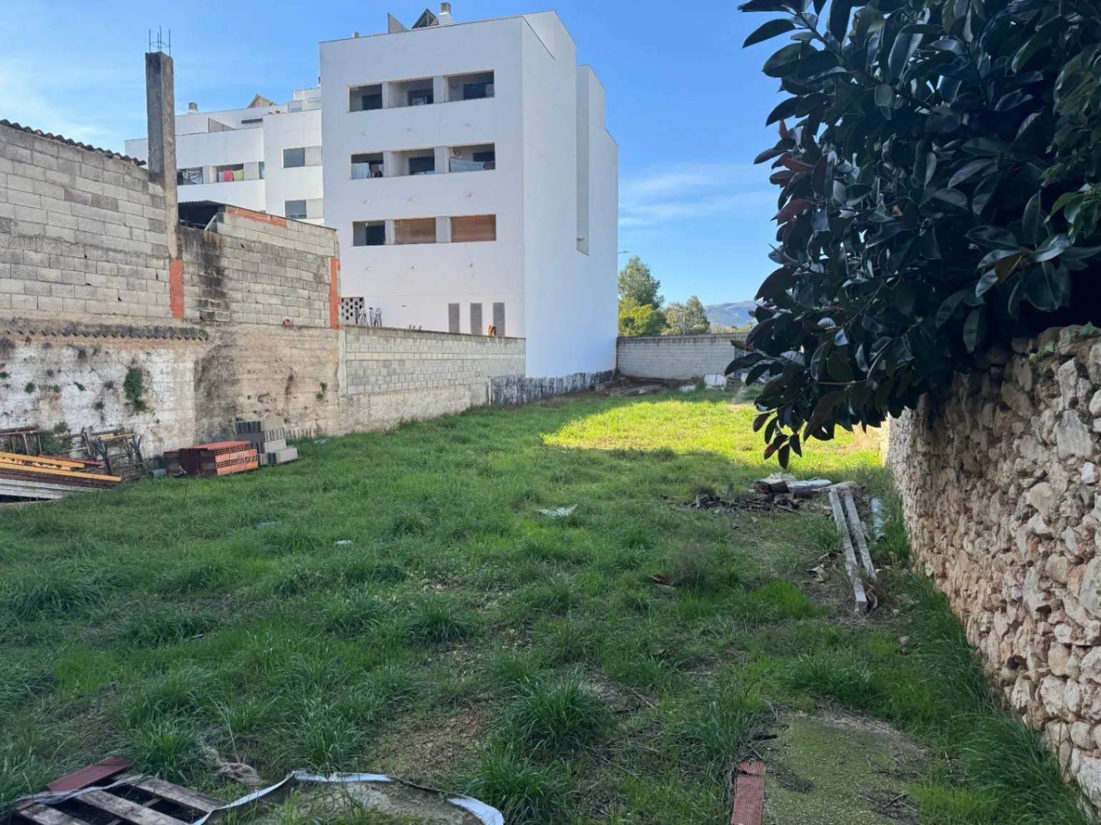 Parcela en venta en Pego, Alicante - 613 m² de oportunidad.