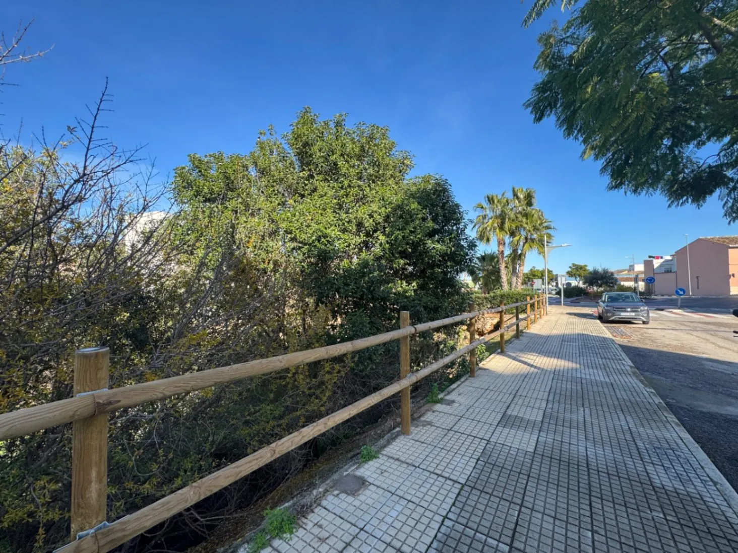 Parcela en venta en Pego, Alicante - 613 m² de oportunidad.